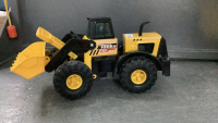 TONKA 952 PAY LOADER