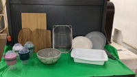 BOX W/ KITCHEN ITEMS - CERAMIC BOWLS, CUTTING BOARDS, 2-SKILLETS, LASAGNA PAN, SUNDAE CUPS