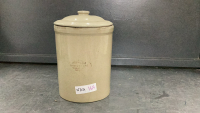 MEDALTA CROCK W/ LID