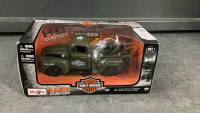 DIE CAST MAISTO HARLEY DAVIDSON 1948 FORD F-1 MILITARY PICKUP