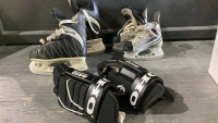 (2) PAIRS OF KIDS SKATES + (1) PAIR GLOVES