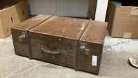 VINTAGE WOOD TRUNK