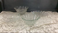 COLLECTION OF GLASS SERVING BOWLS