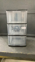 3-DRAWER PLASTIC STORAGE UNIT W/ CASTORS