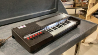 SMALL BONTEMPI ELECTRIC KEYBOARD