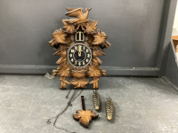 CUCKOO CLOCK USES BATTERIES