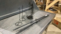 (3) SPINDLES + LITTLE METAL HANGERS
