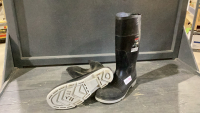 TINGLEY PULSAR RUBBER BOOTS - STEEL TOE