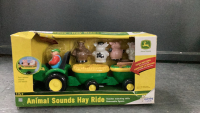 NEW JD TOY TRACTOR W/ ANIMAL SOUNDS HAY RIDE