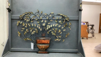 METALWORKS TREE DISPLAY