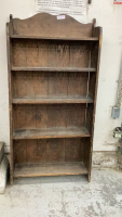WOODEN 5 SHELF UNIT