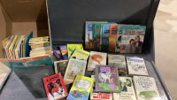 BOX BOOKS