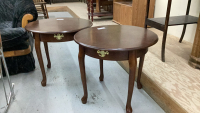 PAIR OF END ROUND TABLES