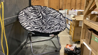FOLDING ZEBRA PRINT CHAIR