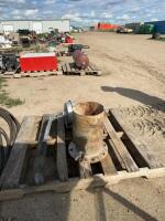 Coupler and priming pump