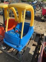 Little tykes child car