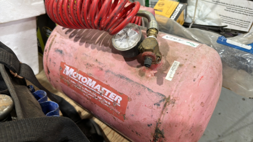 Motor master air tank