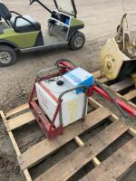 12 V boom sprayer