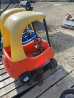 Child&rsquo;s cosy coupe