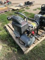 Small portable air compressor
