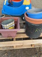Pallet of planter pots