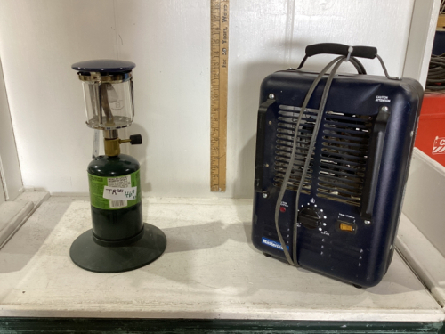 COLEMAN PROPANE LANTERN + MC ELECTRIC HEATER