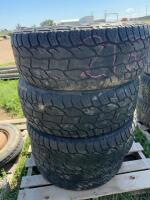 Set a four tires