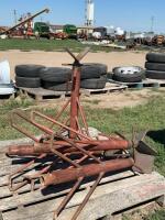4 adjustable pipe stands