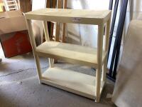 PLASTIC SHELF