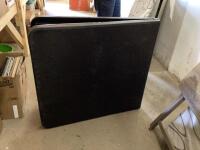 5' PLASTIC FOLDING TABLE