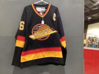 CCM CANUCKS HOCKEY JERSEY - LINDEN #6