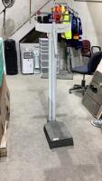 SECA FLOOR MODEL WEIGH SCALE