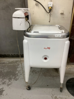 MAYTAG WRINGER WASHER