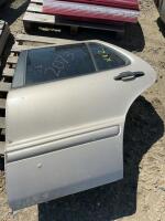 Set of rear doors