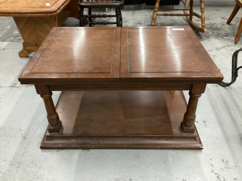 COFFEE TABLE WITH FOLDING EXTENSIONS