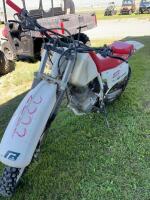 Honda XR 200 R motorbike