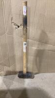 8 LB SLEDGE HAMMER