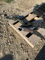 Hydraulic excavator thumb