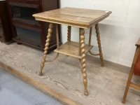 SQUARE OCCASIONAL TABLE