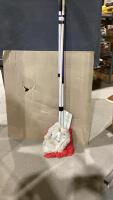 BUNDLE OF MOPS