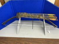 Hoyt Compound Bow with quiver