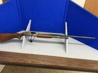 Winchester 12 gauge pump shotgun PAL REQUIRED FOR PURCHASE