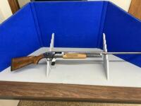 Lakefield Mossberg, 12 gauge shotgun PAL REQUIRED FOR PURCHASE