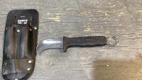 KLEIN TOOLS STRIPPING KNIFE IN KUNY&rsquo;S KNIFE HOLDER
