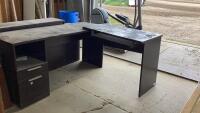 (3) PIECE CORNER DESK