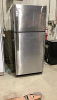 FRIGIDAIRE FRIDGE W/ STAINLESS STEEL OUTER