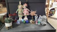 SEASONAL DECOR, PIGGY BANKS, METAL ANCHOR, FIGURINES