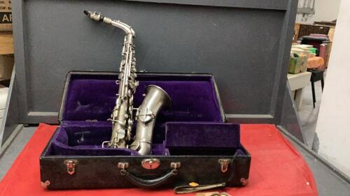 ANTIQUE SAXOPHONE - BY C.C. CONN LTD IN CASE