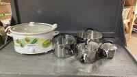 HAMILTON BEACH SLOW COOKER + POT SET