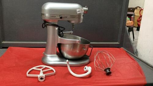 KITCHENAID PROFESSIONAL 5 PLUS MIXER W/ (3) ATTACHMENTS